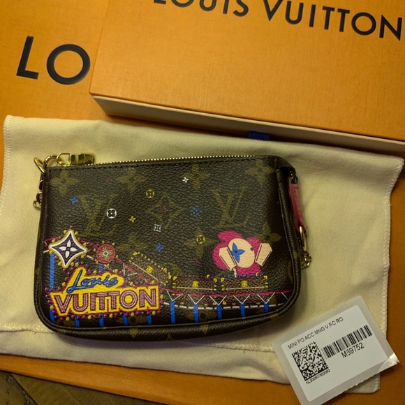 Louis Vuitton, Bags, Louis Vuitton Christmas 220 Mini Pochette Access